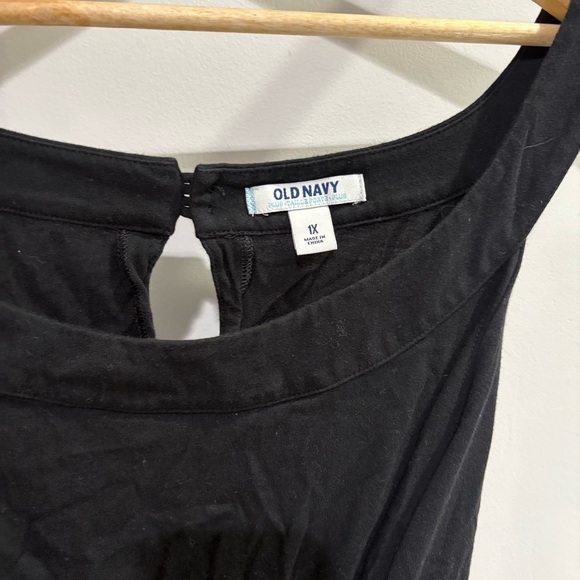Old Navy Elegant Sleeveless Black Dress - Picture 8 of 8